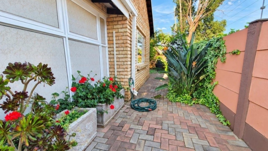 3 Bedroom Property for Sale in Flimieda North West